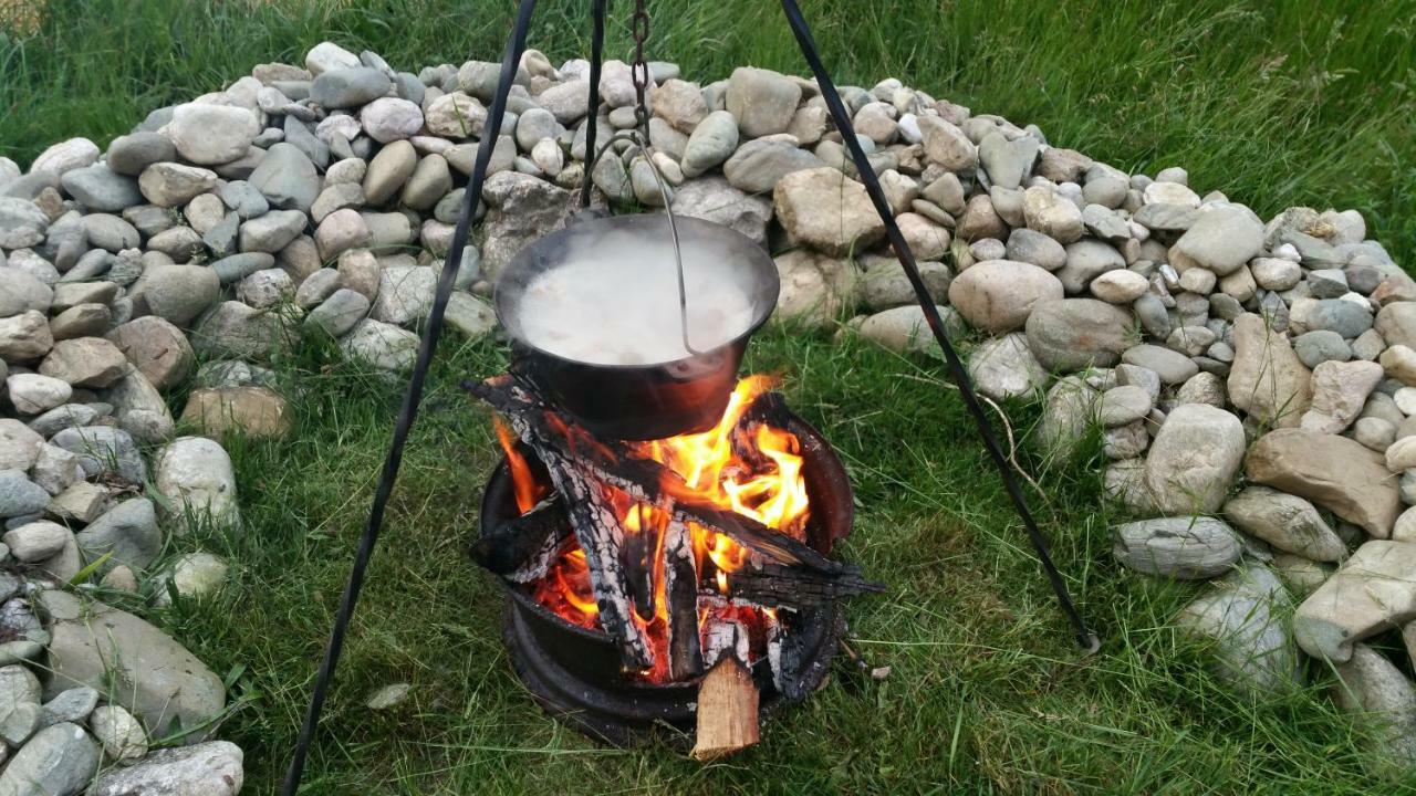 Rosenville Rîşnov Exteriör bild